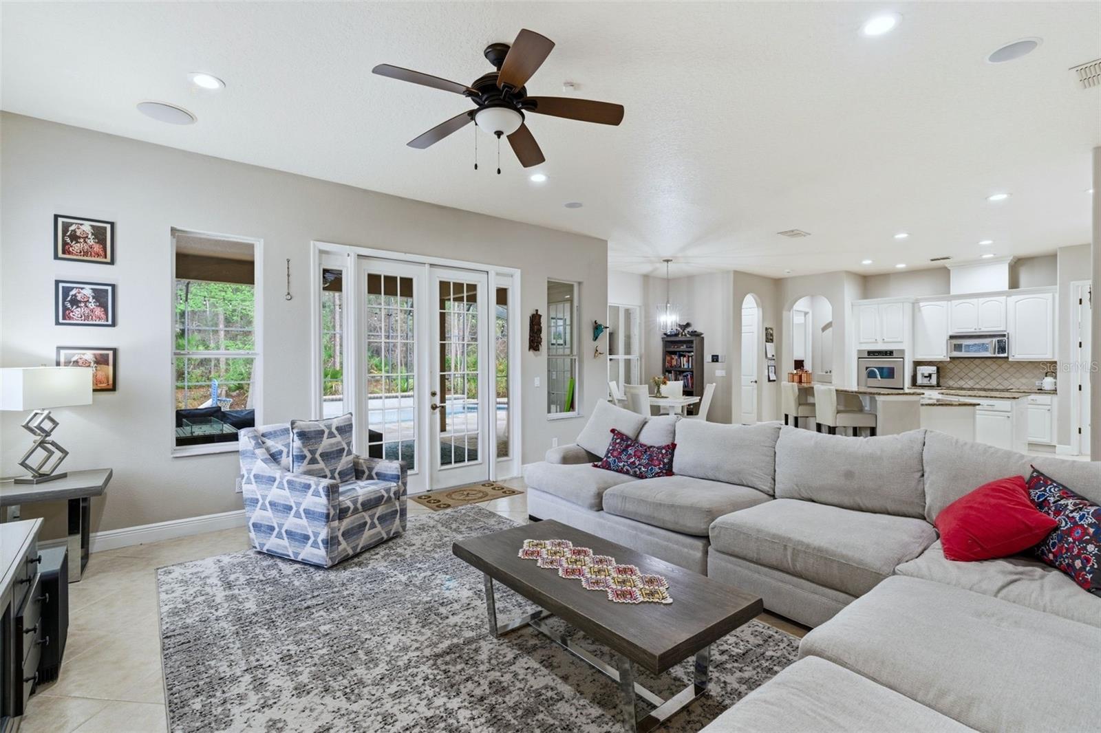 Image 17 of 64 For 942 Elm Harbor Court