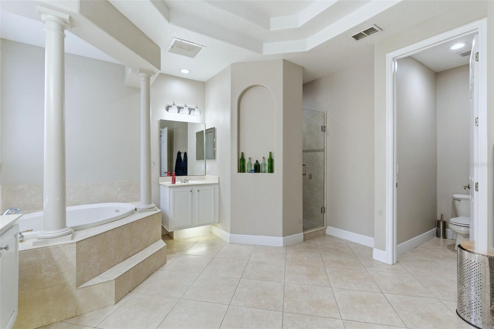 Image 26 of 64 For 942 Elm Harbor Court