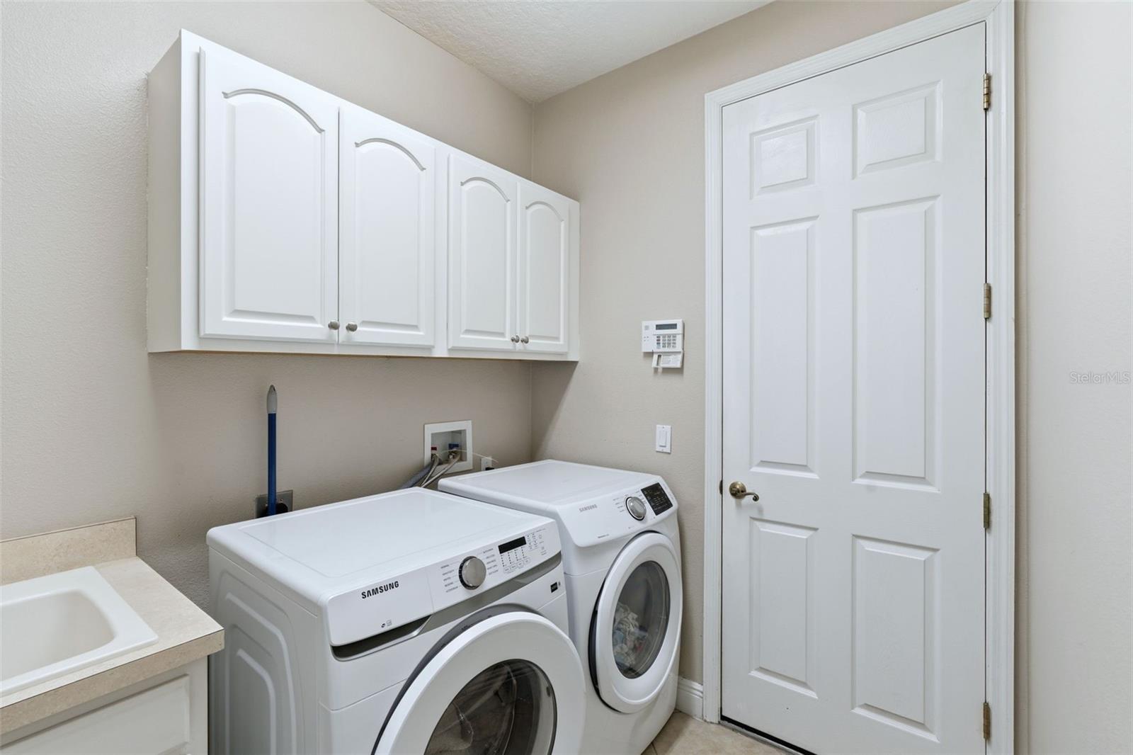 Image 28 of 64 For 942 Elm Harbor Court