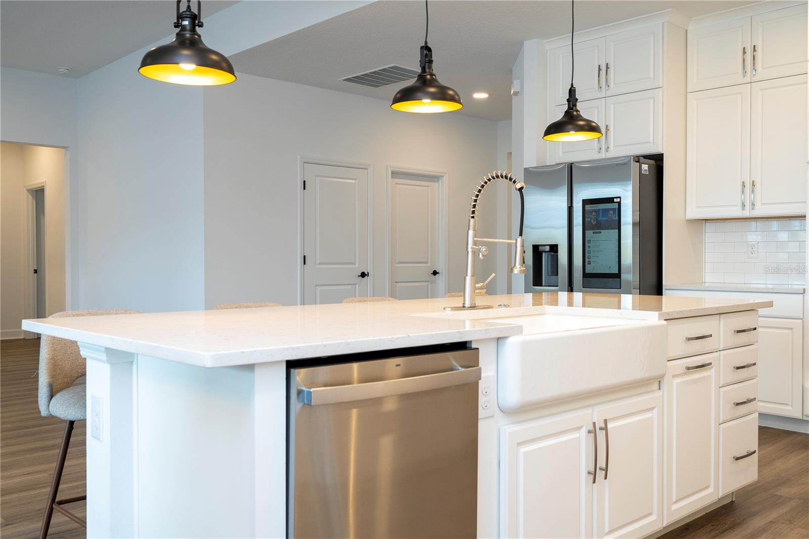 Image 17 of 81 For 734 Creeping Fig Street