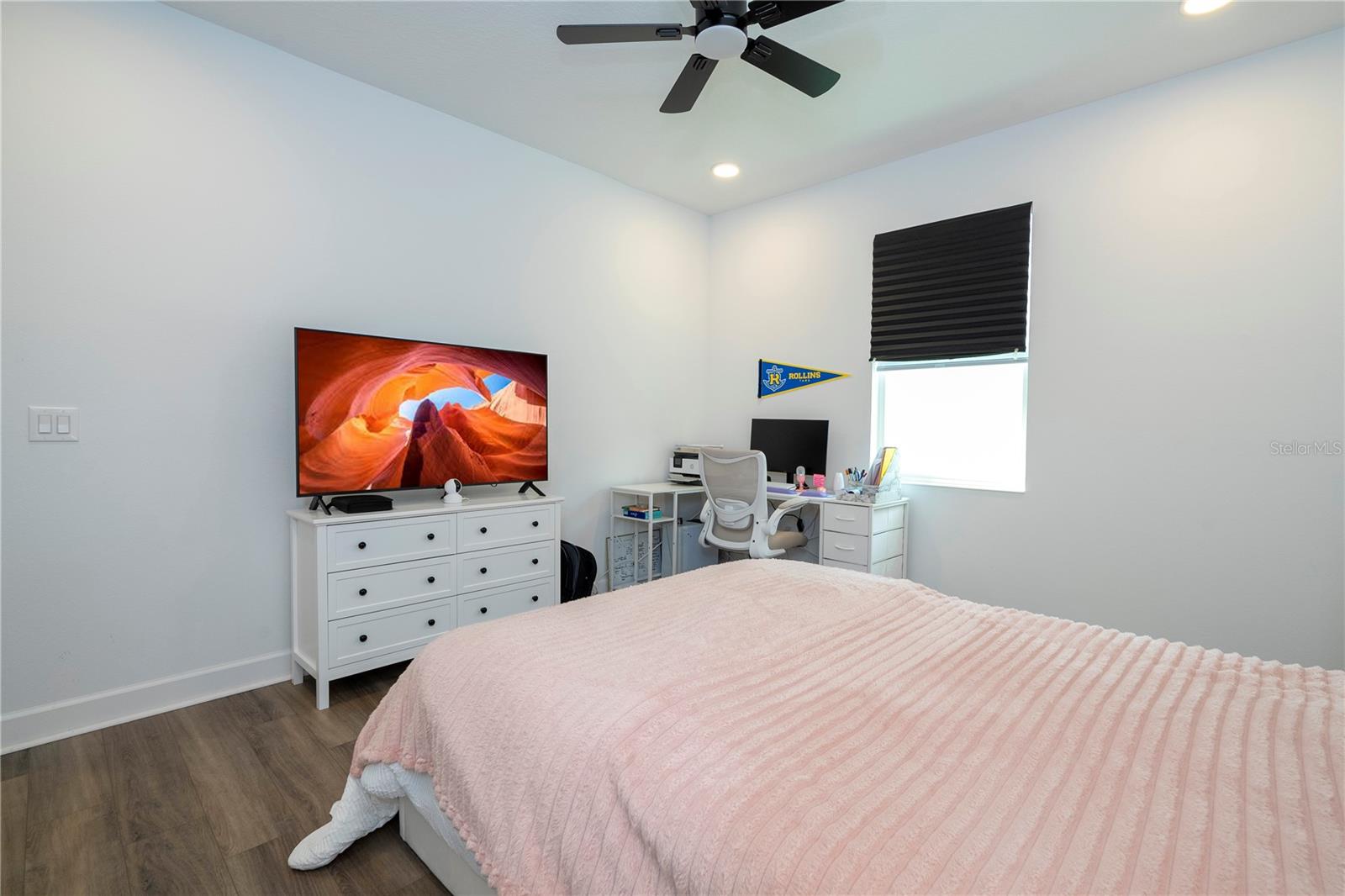 Image 32 of 81 For 734 Creeping Fig Street