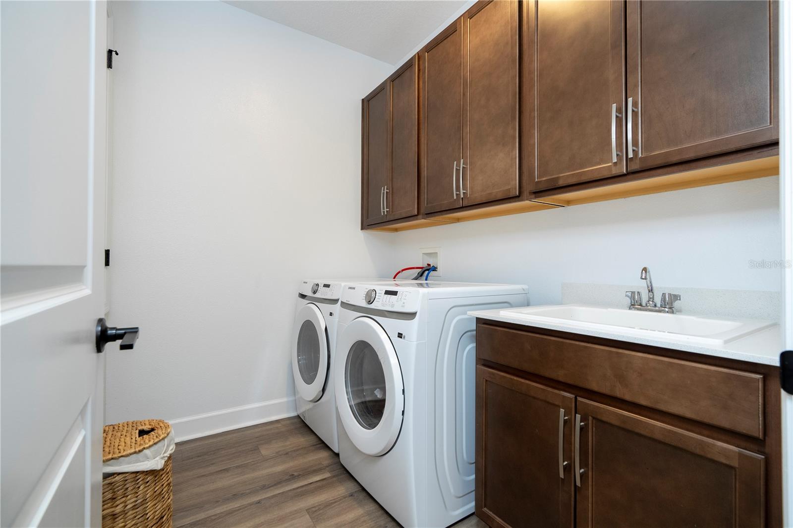 Image 54 of 81 For 734 Creeping Fig Street