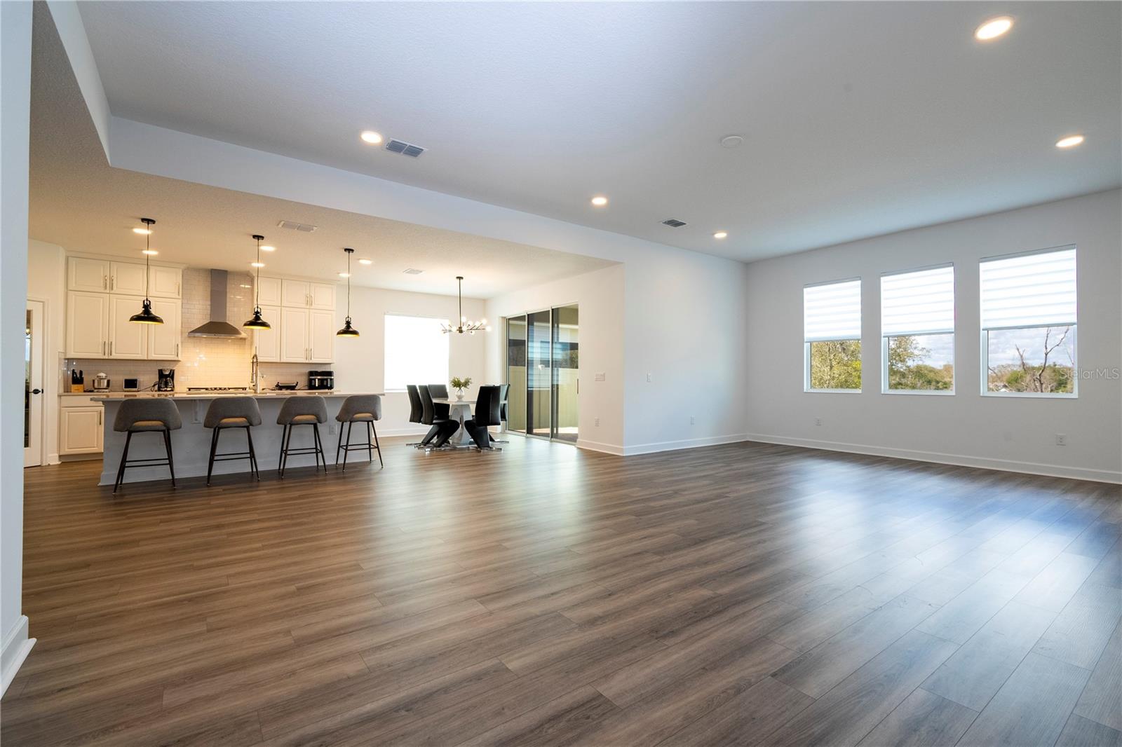 Image 8 of 81 For 734 Creeping Fig Street