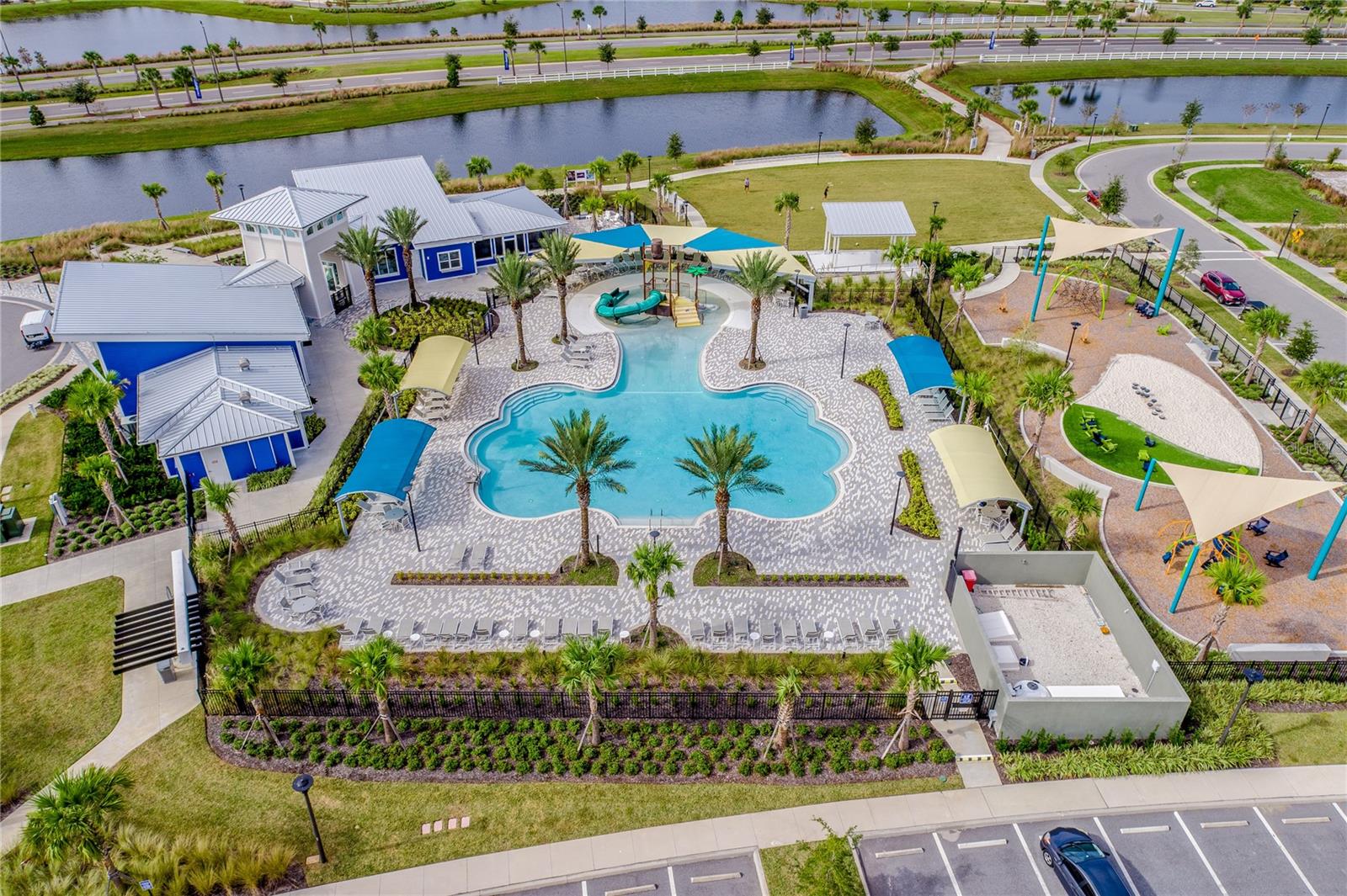 Image 39 of 43 For 11866 Sunsail Avenue