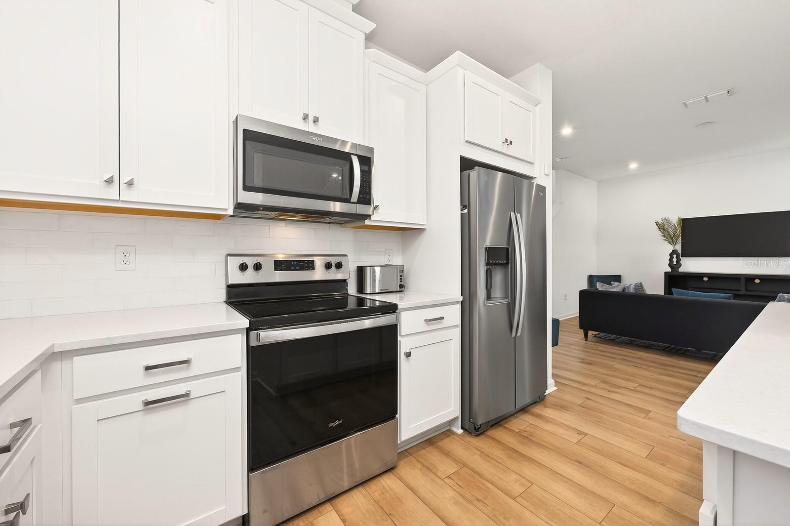 Image 9 of 43 For 11866 Sunsail Avenue