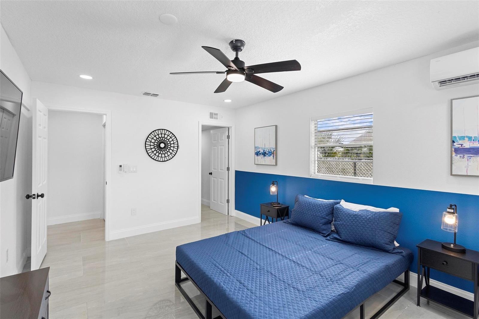 Image 20 of 72 For 1824 Lake Street