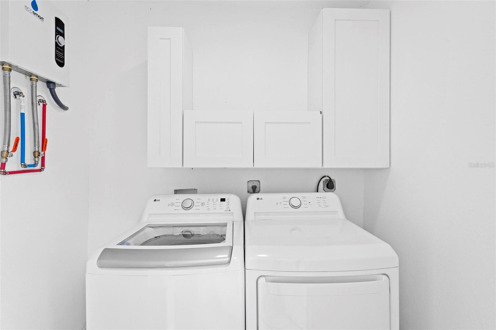 Image 37 of 72 For 1824 Lake Street