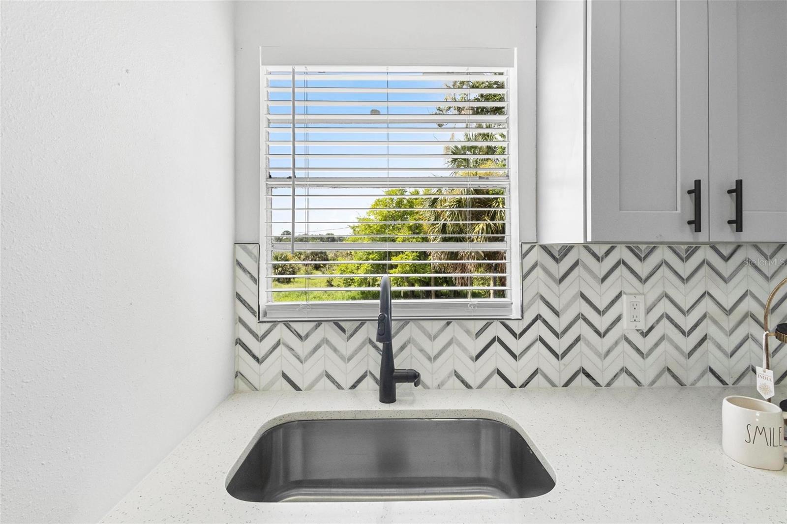 Image 61 of 72 For 1824 Lake Street