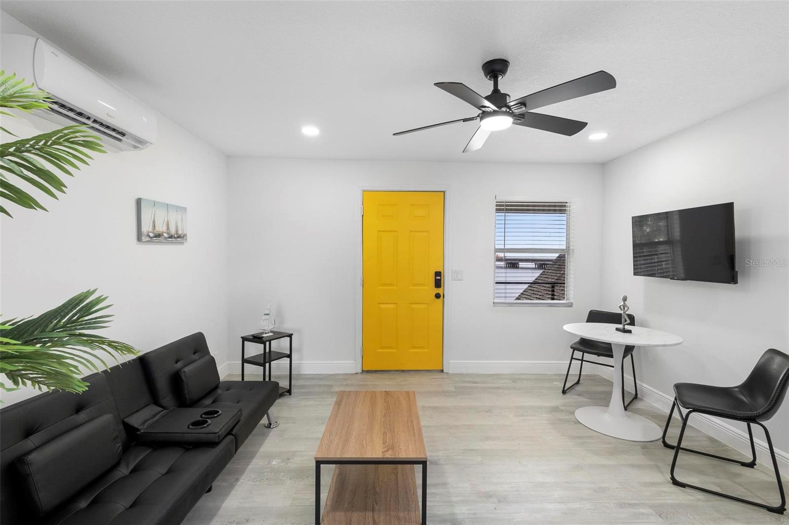 Image 65 of 72 For 1824 Lake Street