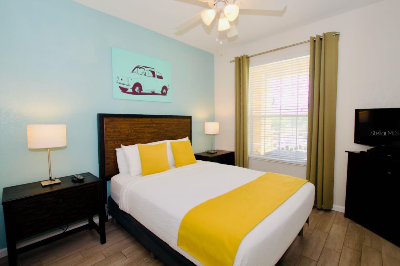 Image 10 of 46 For 4802 Cayview Avenue 204