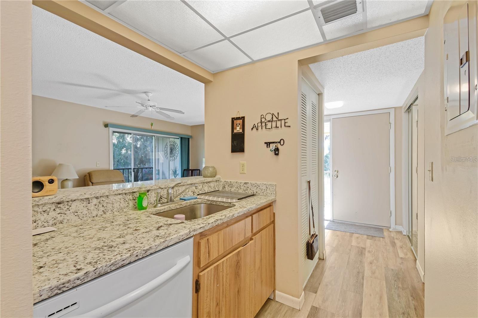 Image 12 of 21 For 120 Hibiscus Woods Court 4b