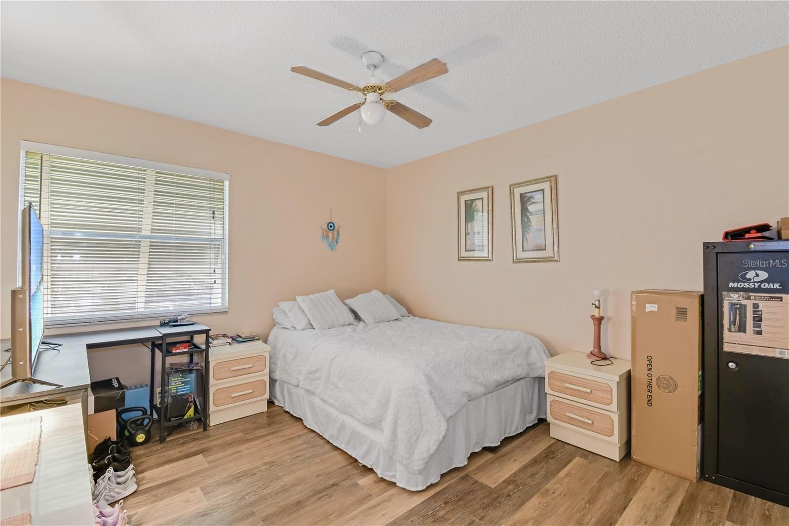 Image 16 of 21 For 120 Hibiscus Woods Court 4b