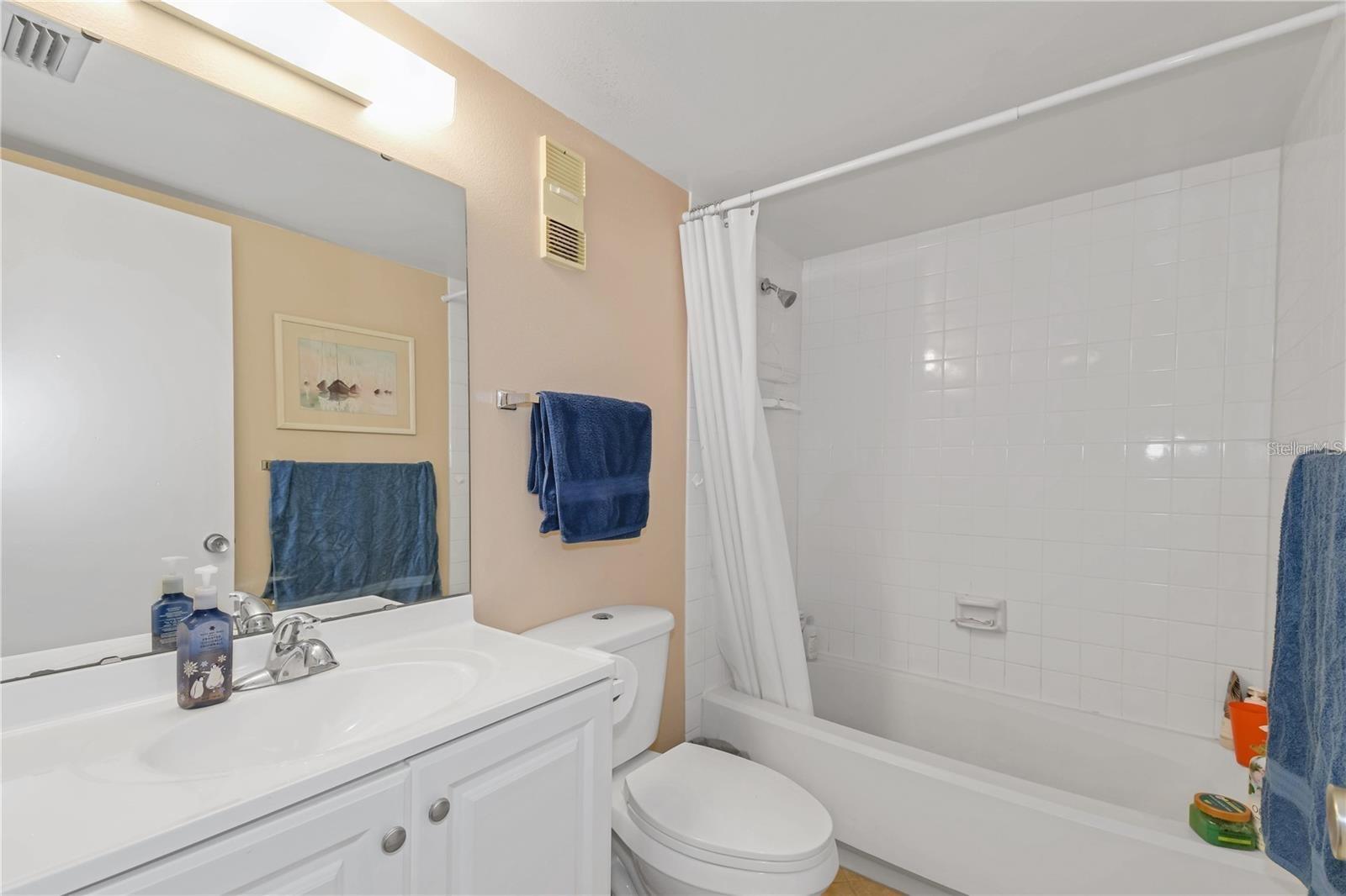 Image 19 of 21 For 120 Hibiscus Woods Court 4b