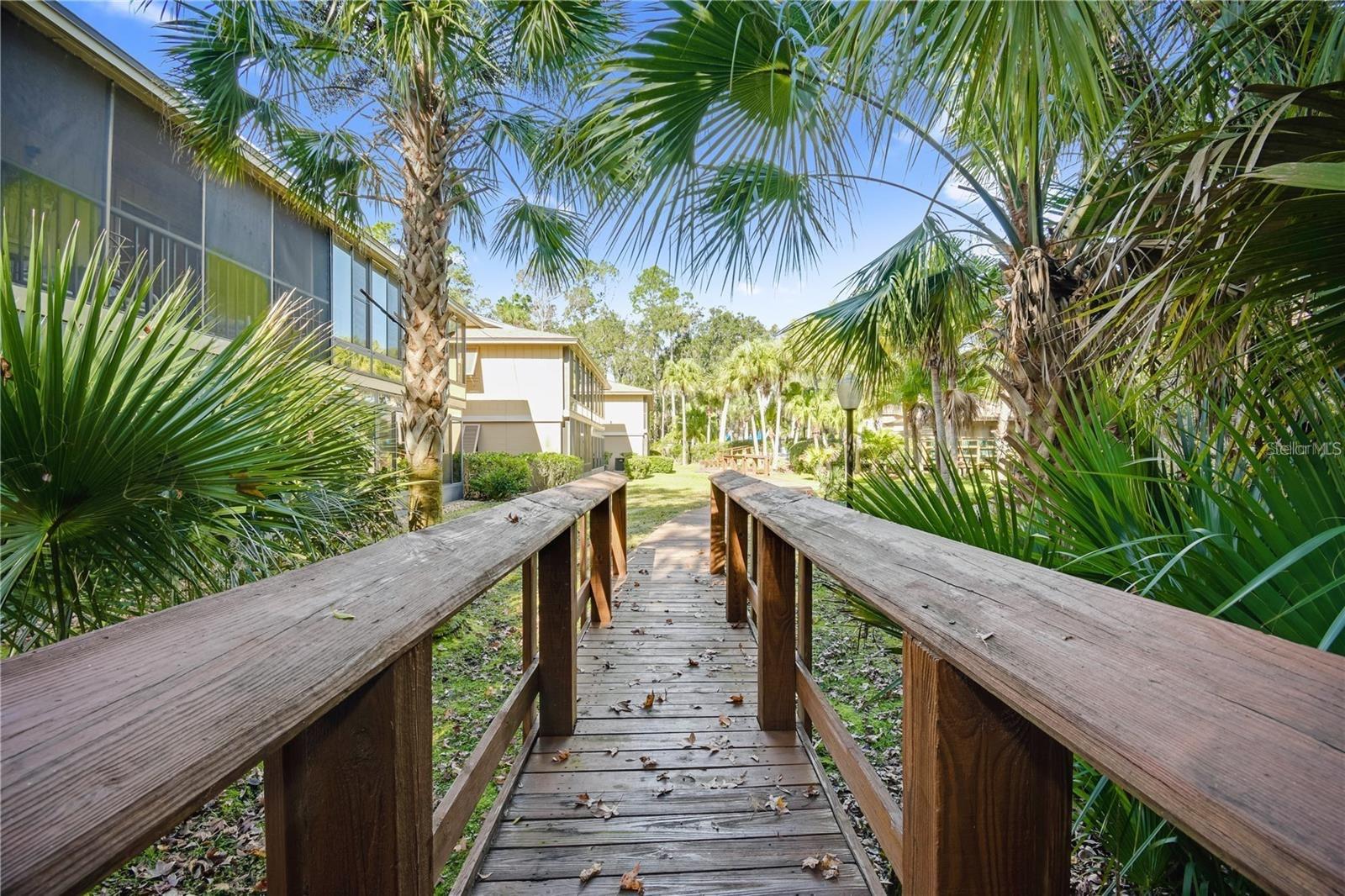 Image 2 of 21 For 120 Hibiscus Woods Court 4b