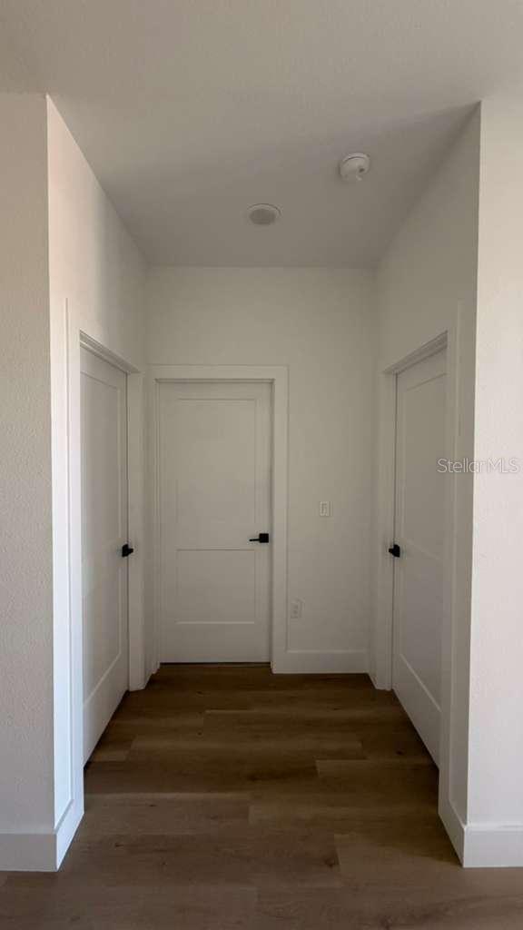 Listing photo id 35 for 2816 Silas Avenue