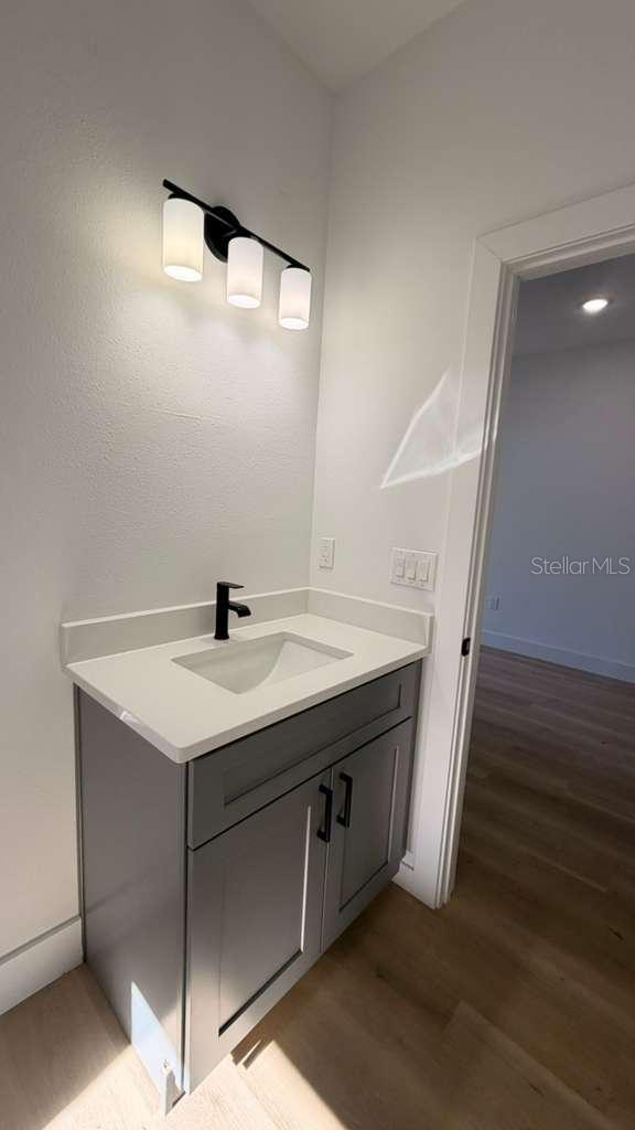 Listing photo id 42 for 2816 Silas Avenue