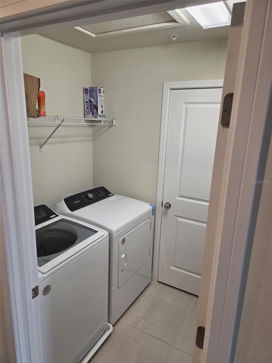 Image 7 of 20 For 10829 Wooded Acre Alley