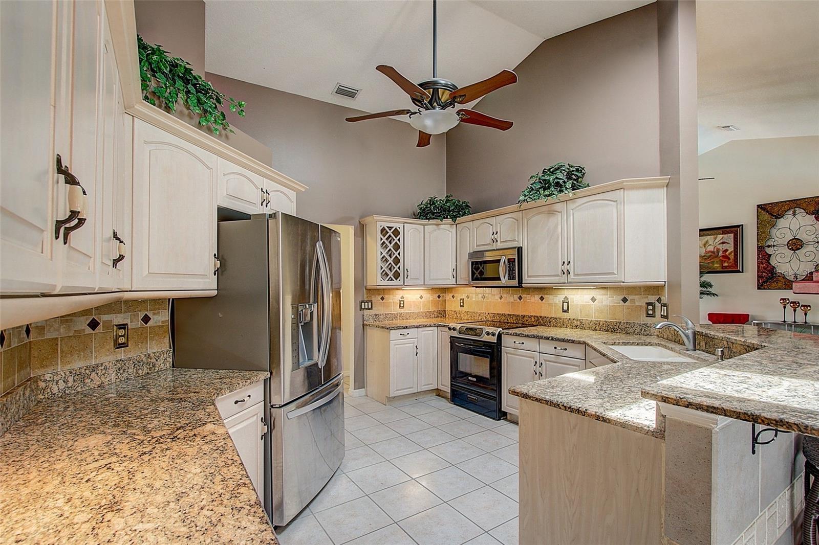 Image 14 of 44 For 12202 Rambling Oak Boulevard