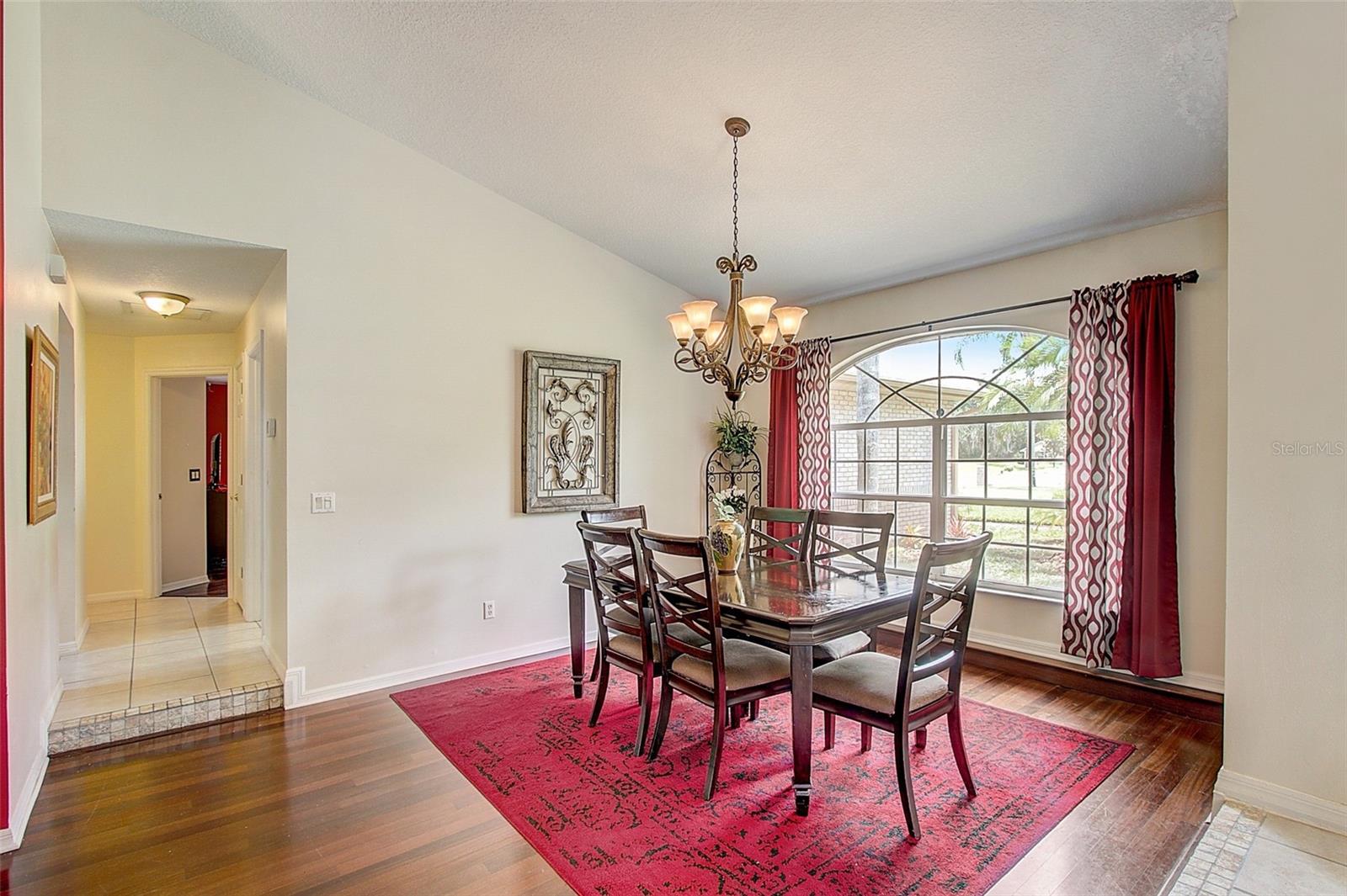 Image 7 of 44 For 12202 Rambling Oak Boulevard