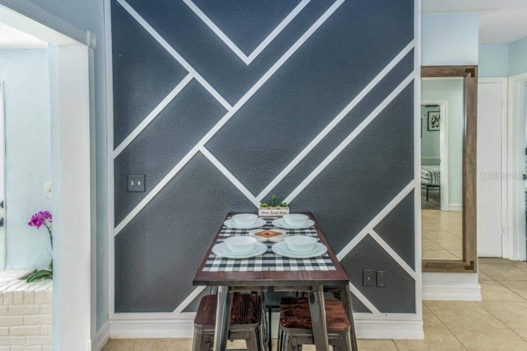 Image 11 of 32 For 2917 Stetson Street