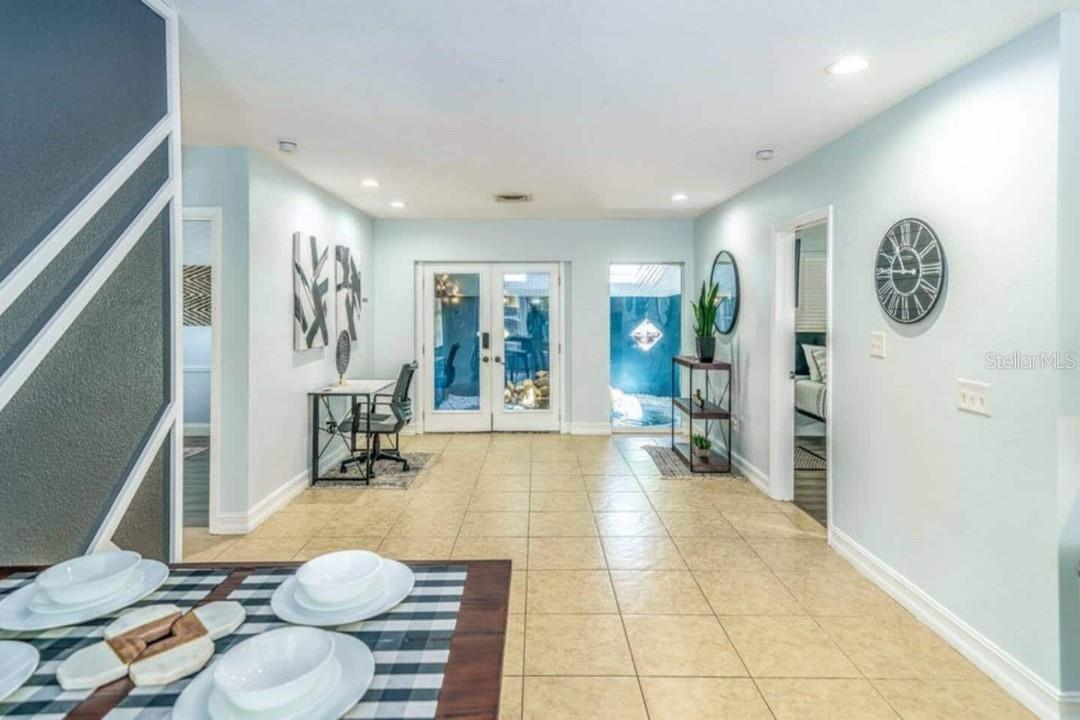 Image 12 of 32 For 2917 Stetson Street