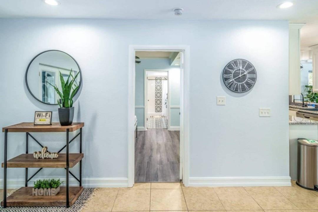 Image 14 of 32 For 2917 Stetson Street