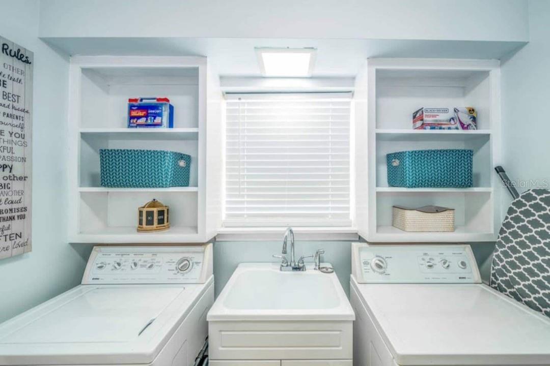 Image 26 of 32 For 2917 Stetson Street