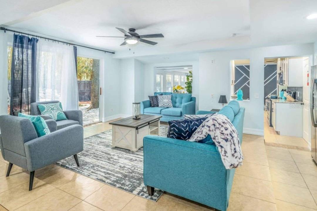 Image 3 of 32 For 2917 Stetson Street