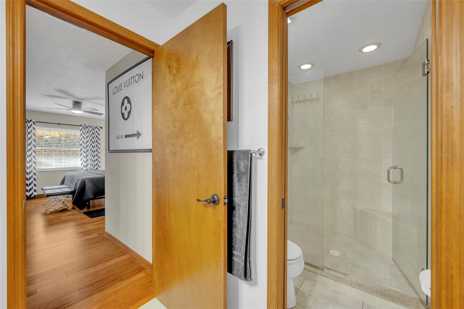 Listing photo id 29 for 3158 Whisper Wind Drive