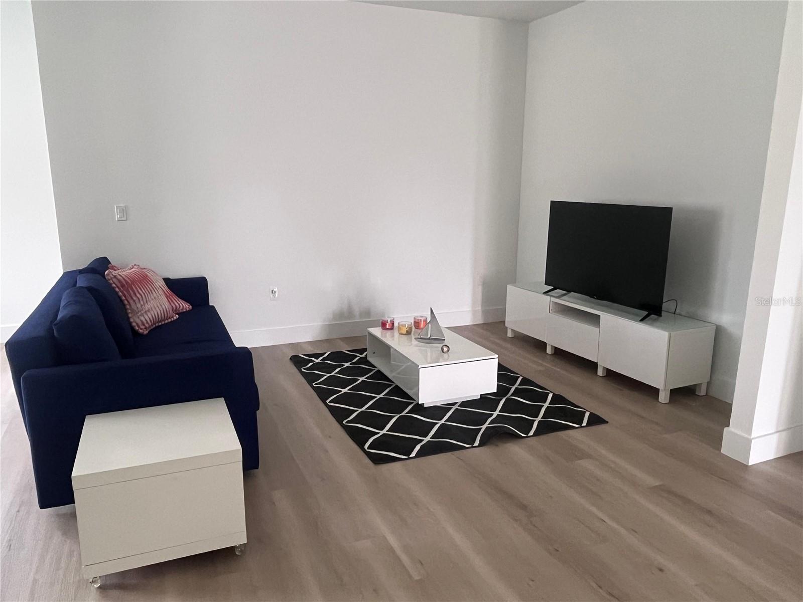 Image 12 of 24 For 2816 Silas Avenue