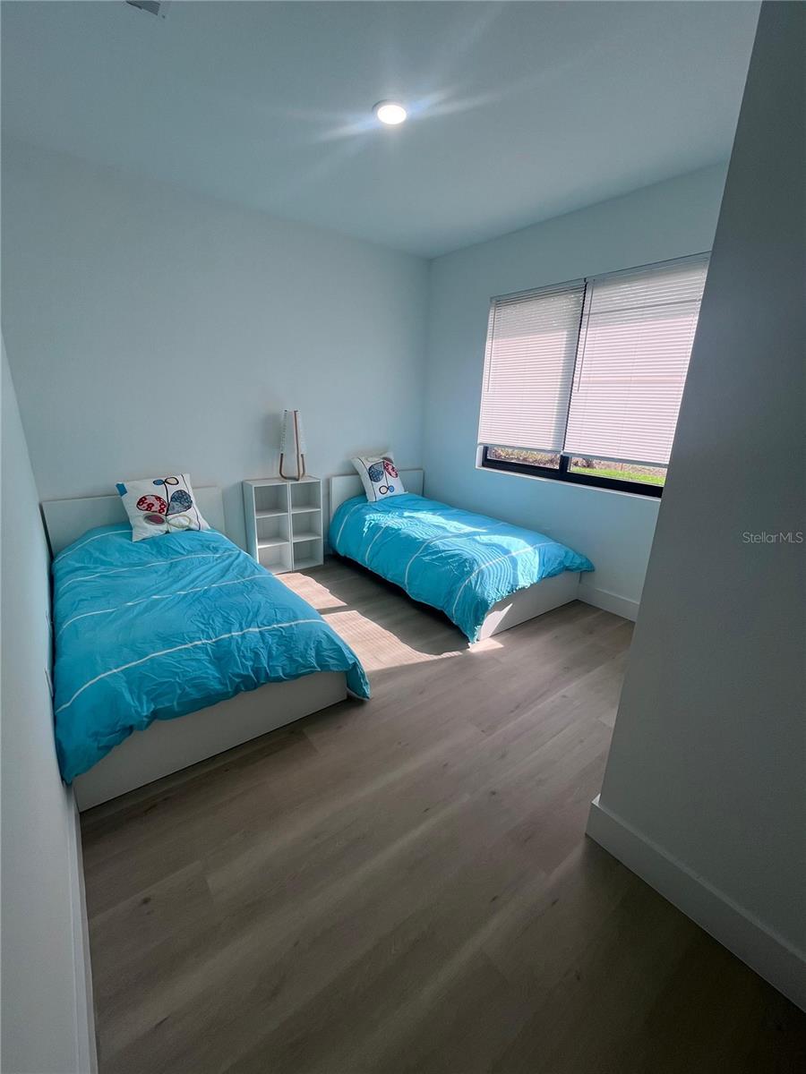 Image 19 of 24 For 2816 Silas Avenue