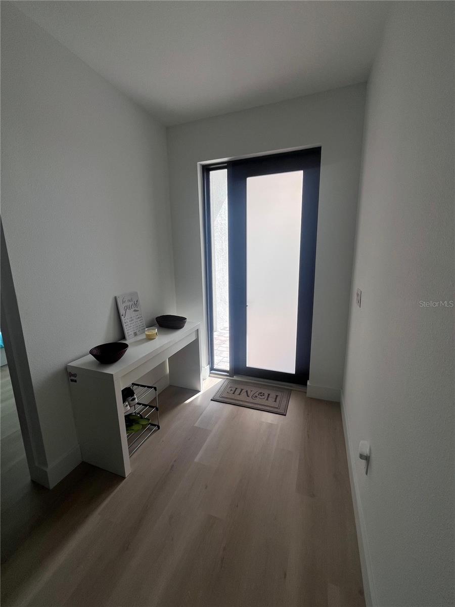 Image 6 of 24 For 2816 Silas Avenue