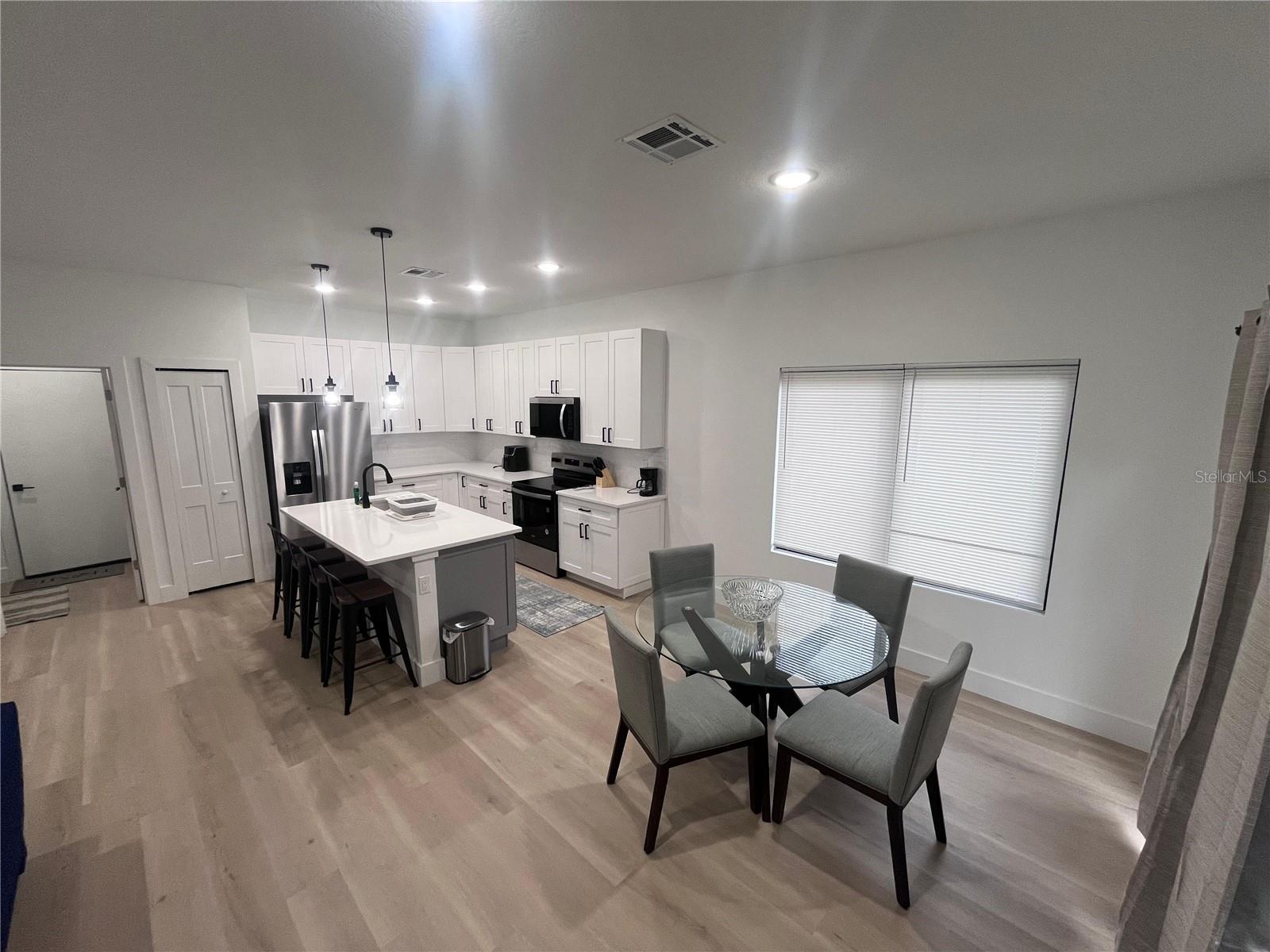 Image 7 of 24 For 2816 Silas Avenue