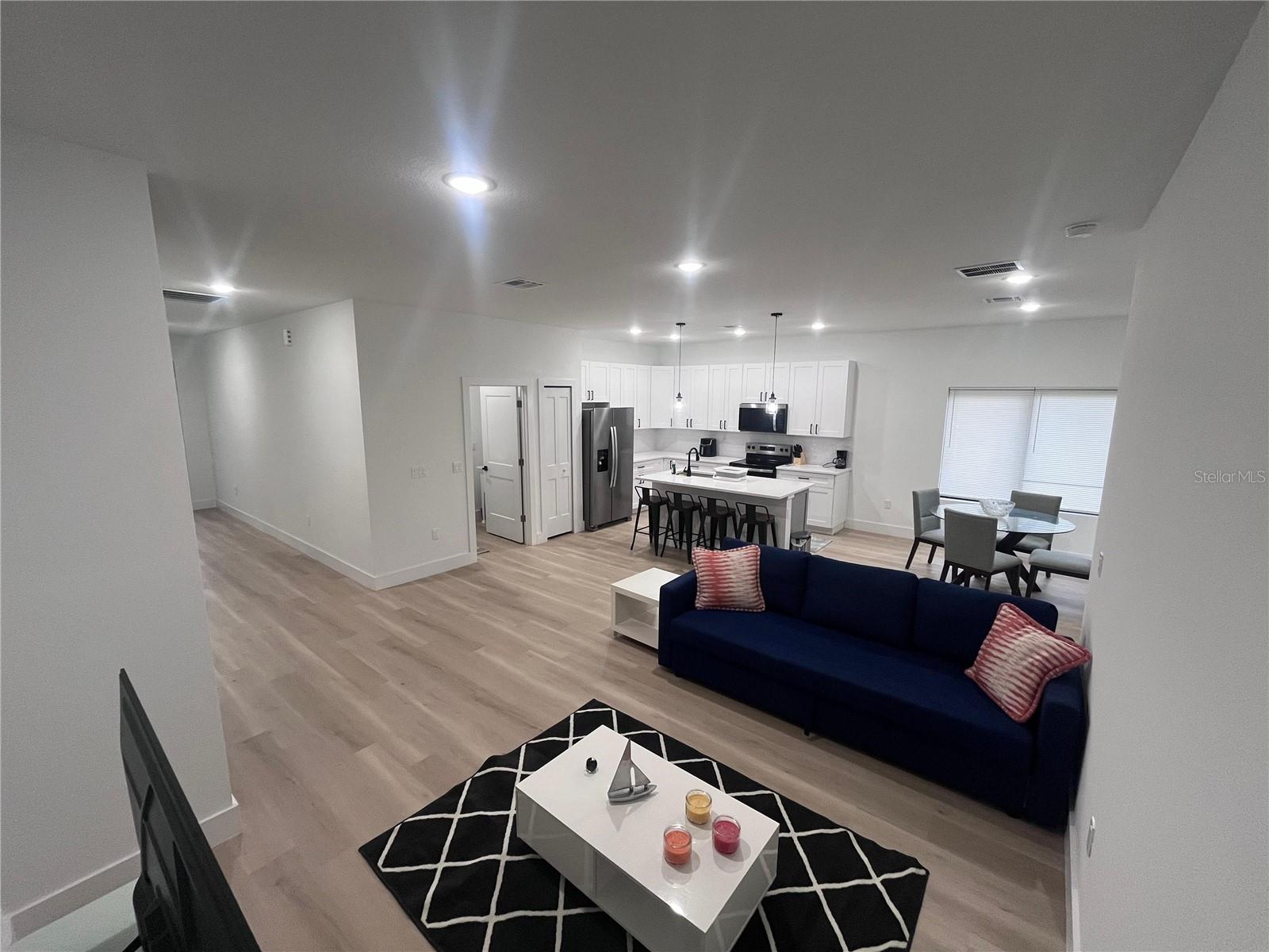 Image 8 of 24 For 2816 Silas Avenue