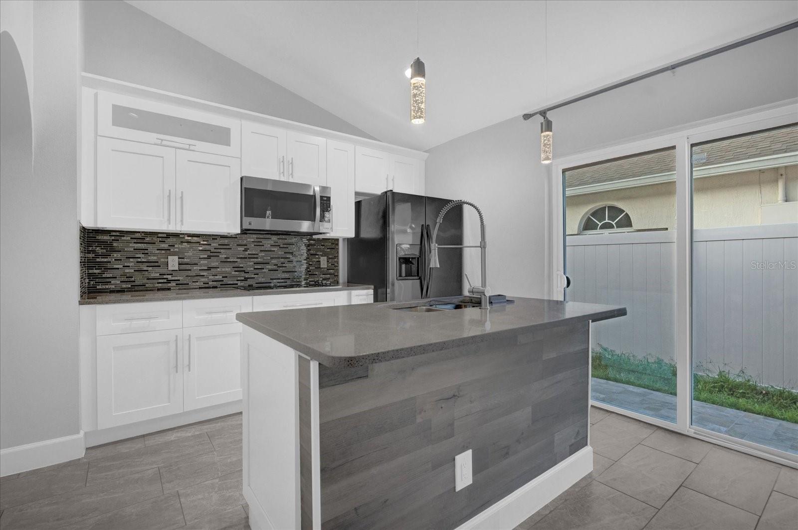 Image 10 of 26 For 11524 Purple Lilac Circle