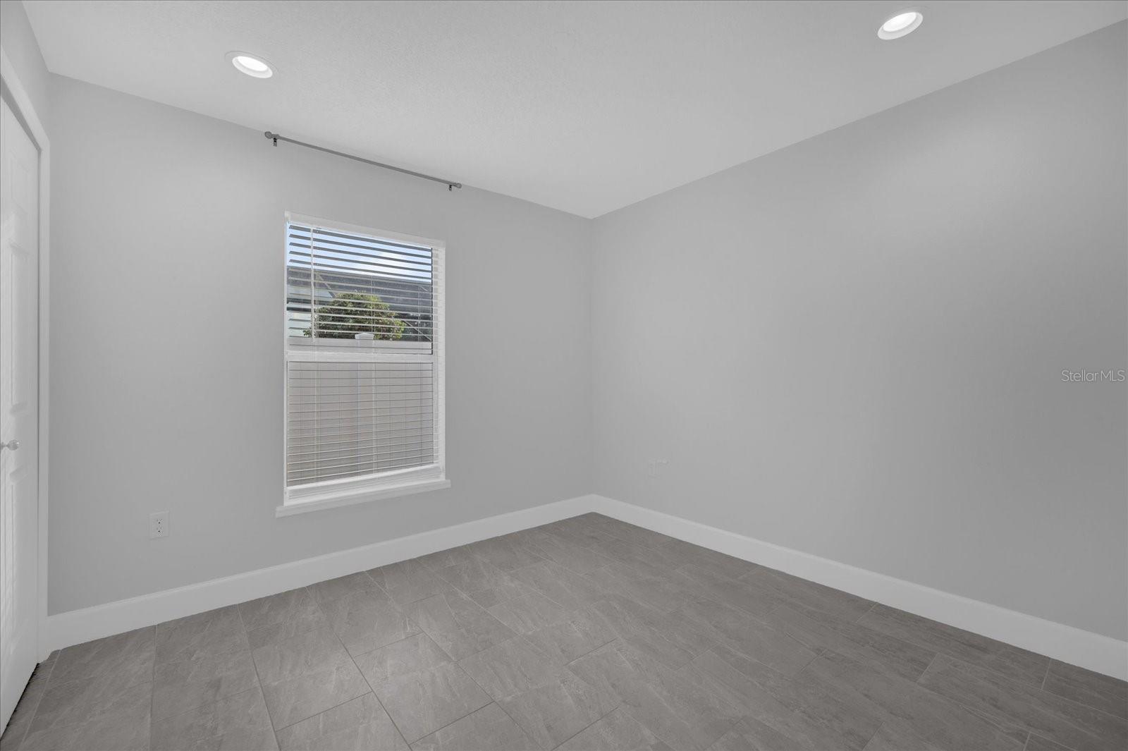 Image 16 of 26 For 11524 Purple Lilac Circle