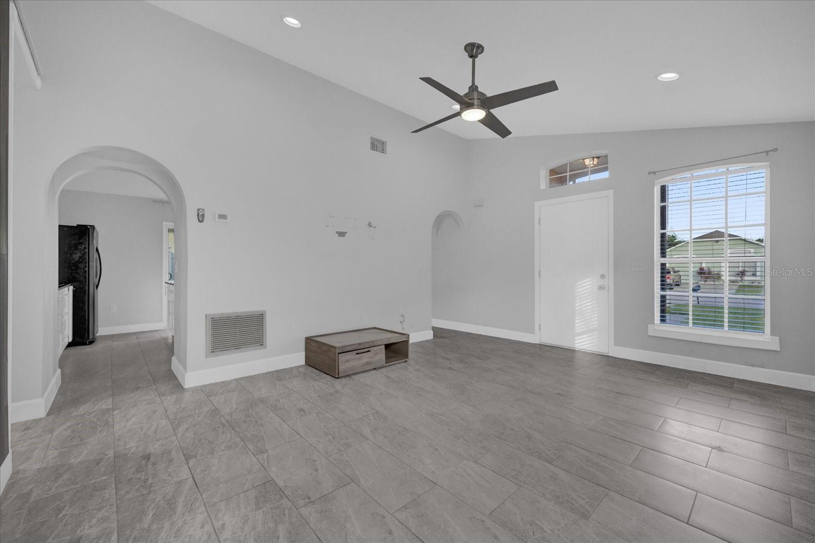 Image 5 of 26 For 11524 Purple Lilac Circle