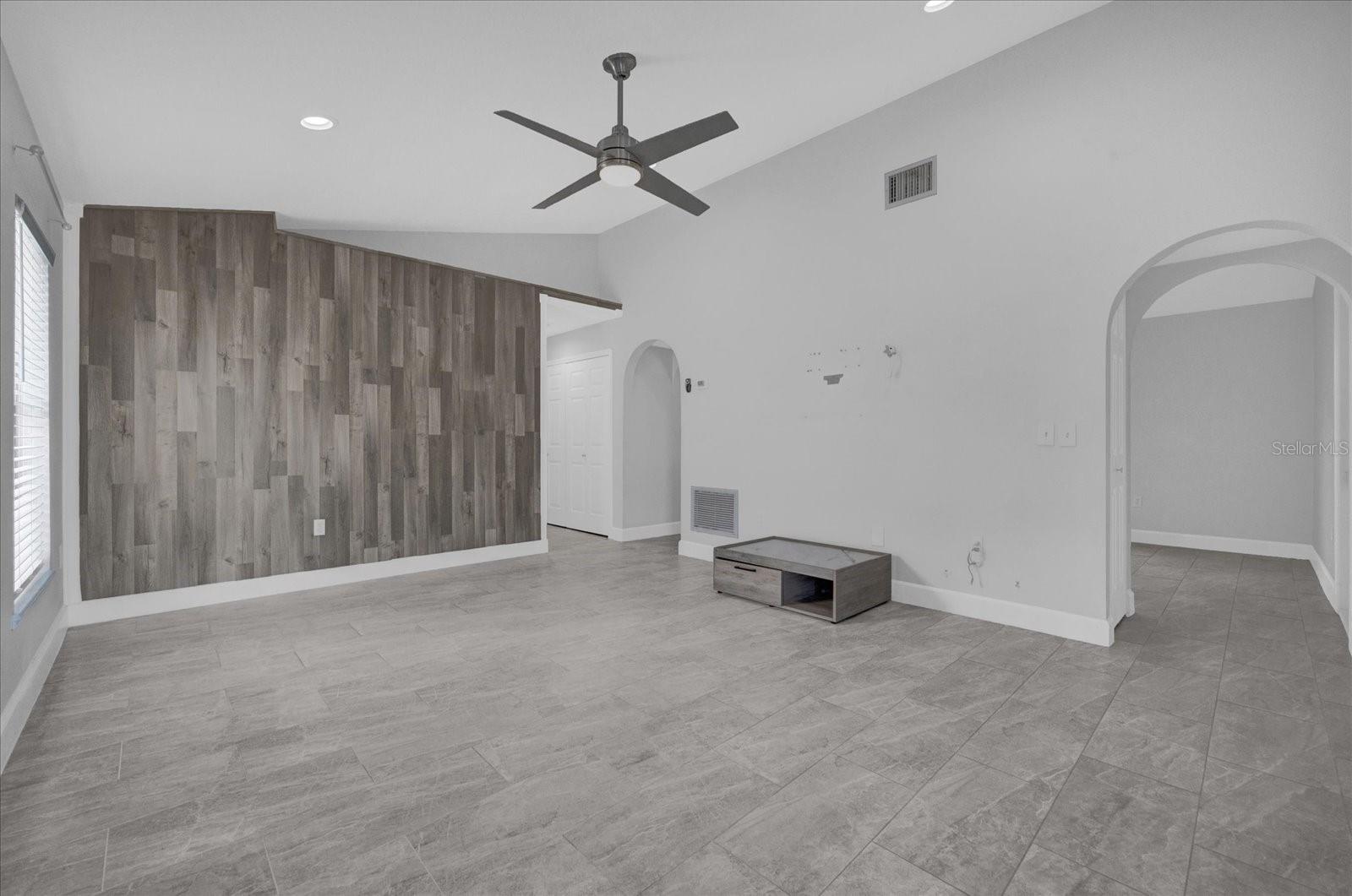 Image 6 of 26 For 11524 Purple Lilac Circle