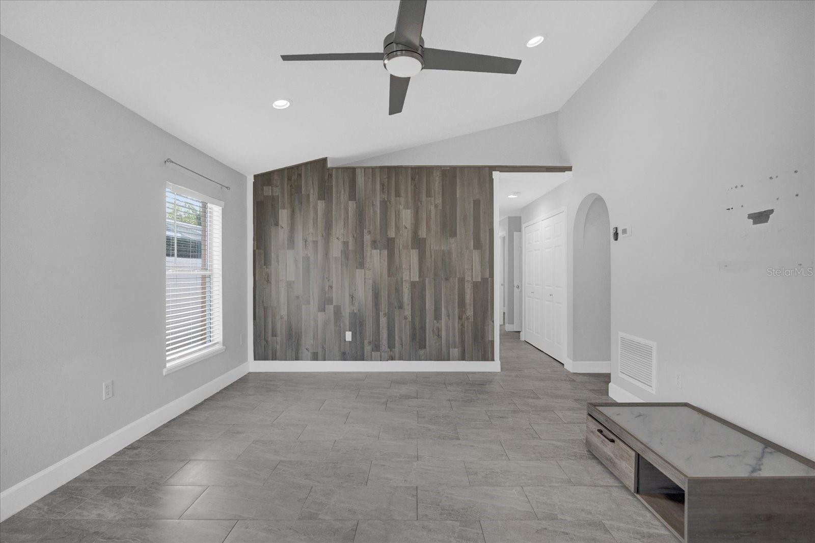 Image 7 of 26 For 11524 Purple Lilac Circle