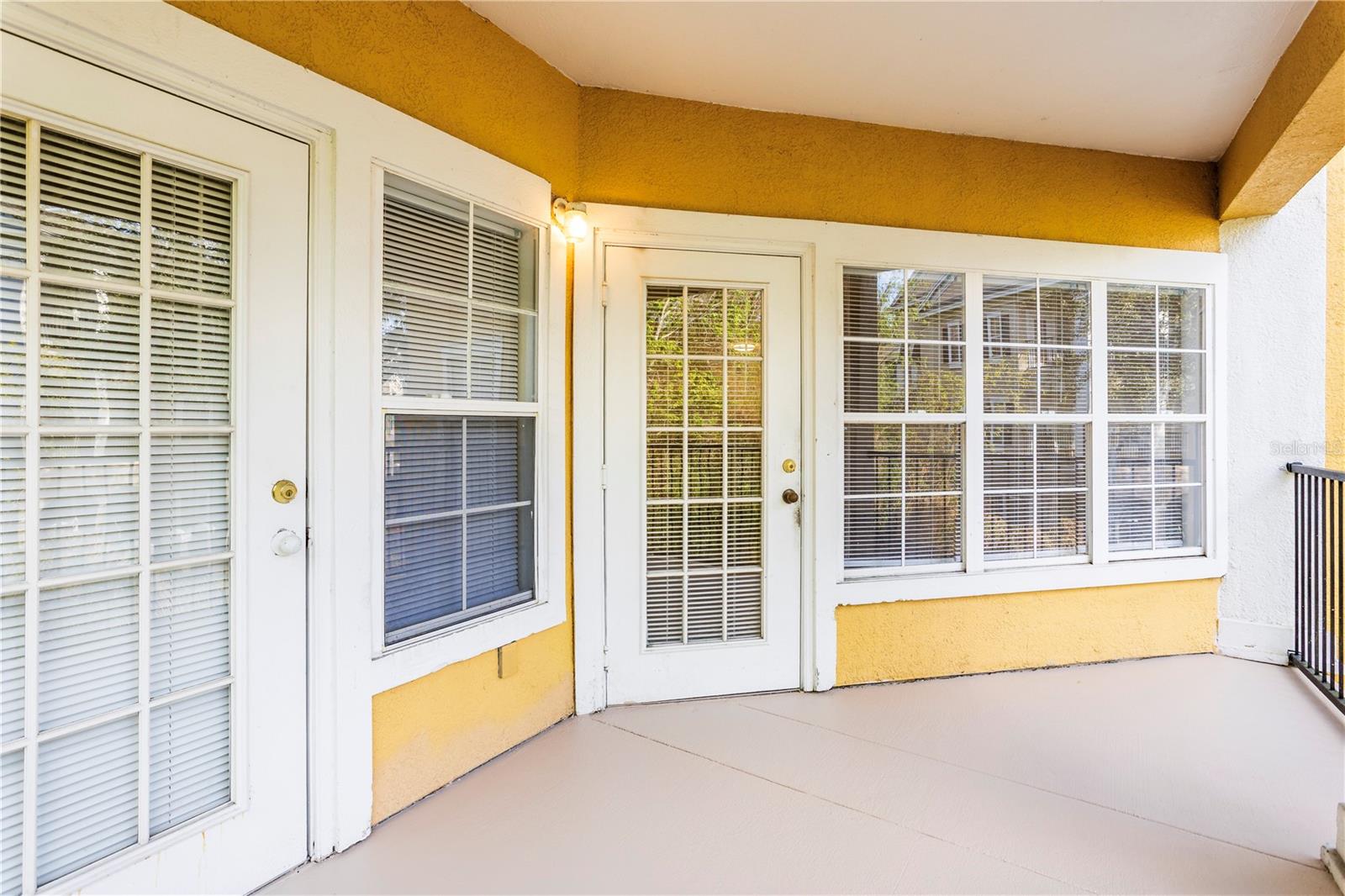 Image 14 of 34 For 3593 Conroy Road 422