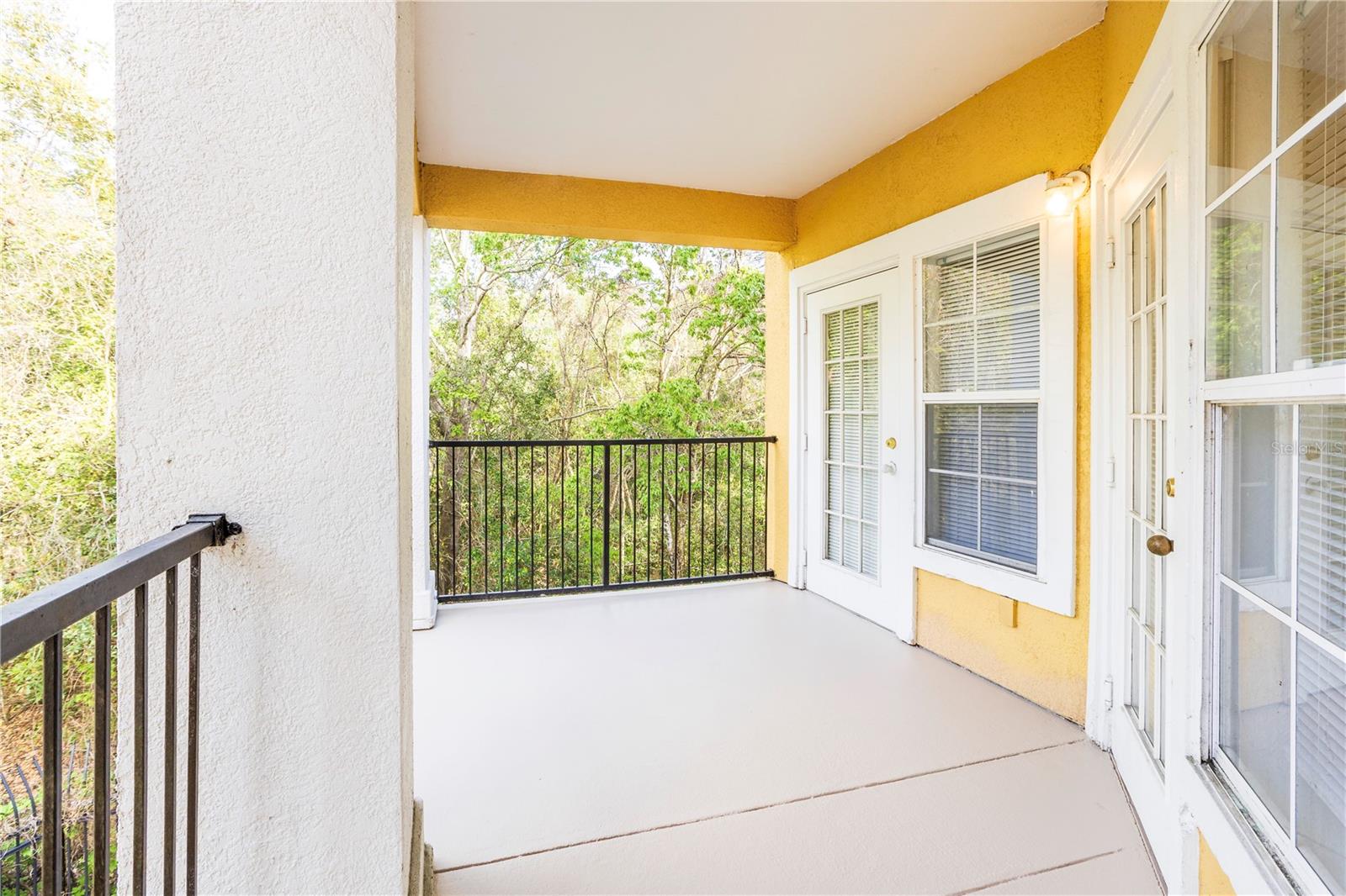 Image 15 of 34 For 3593 Conroy Road 422