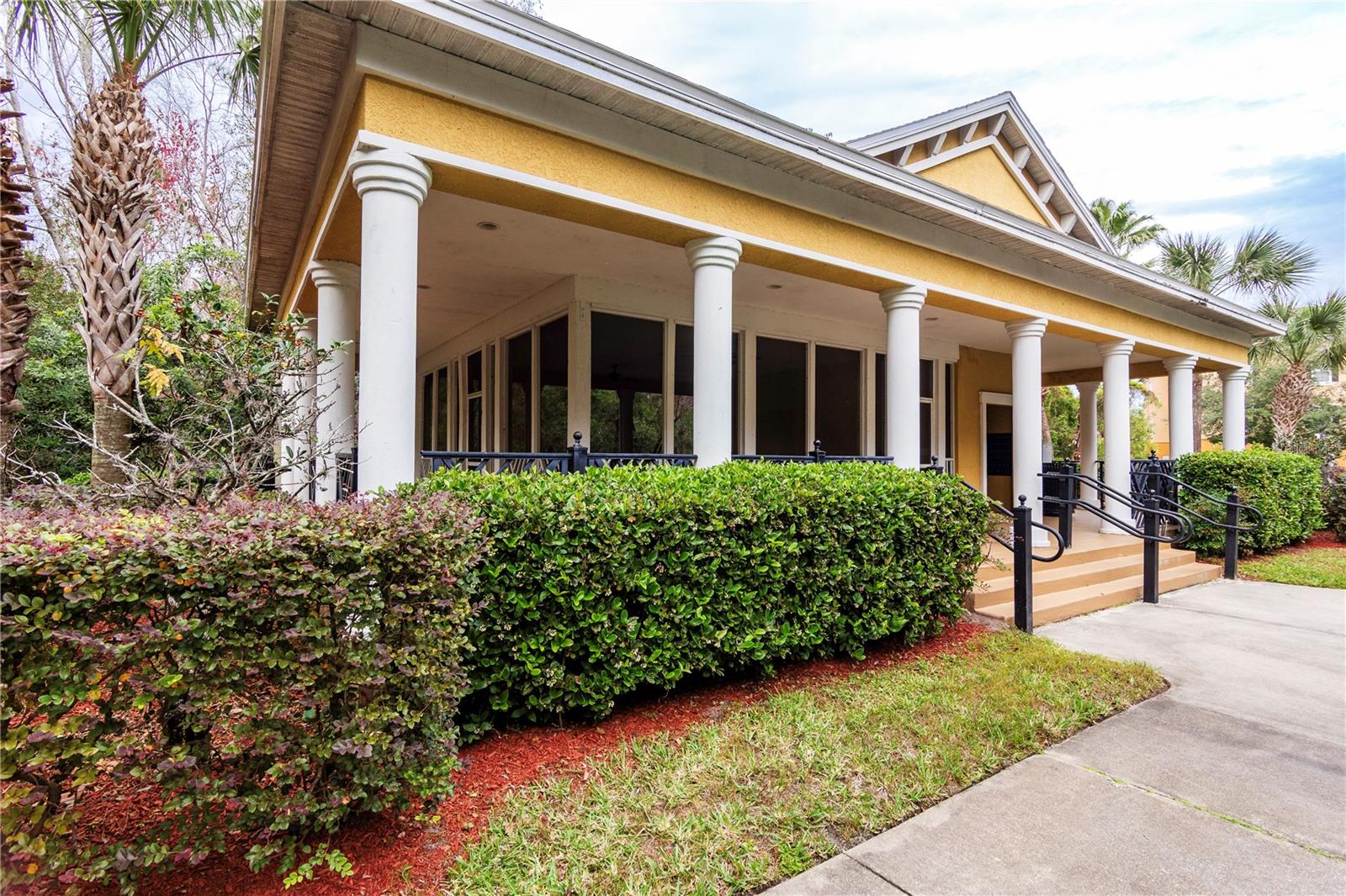 Image 27 of 34 For 3593 Conroy Road 422