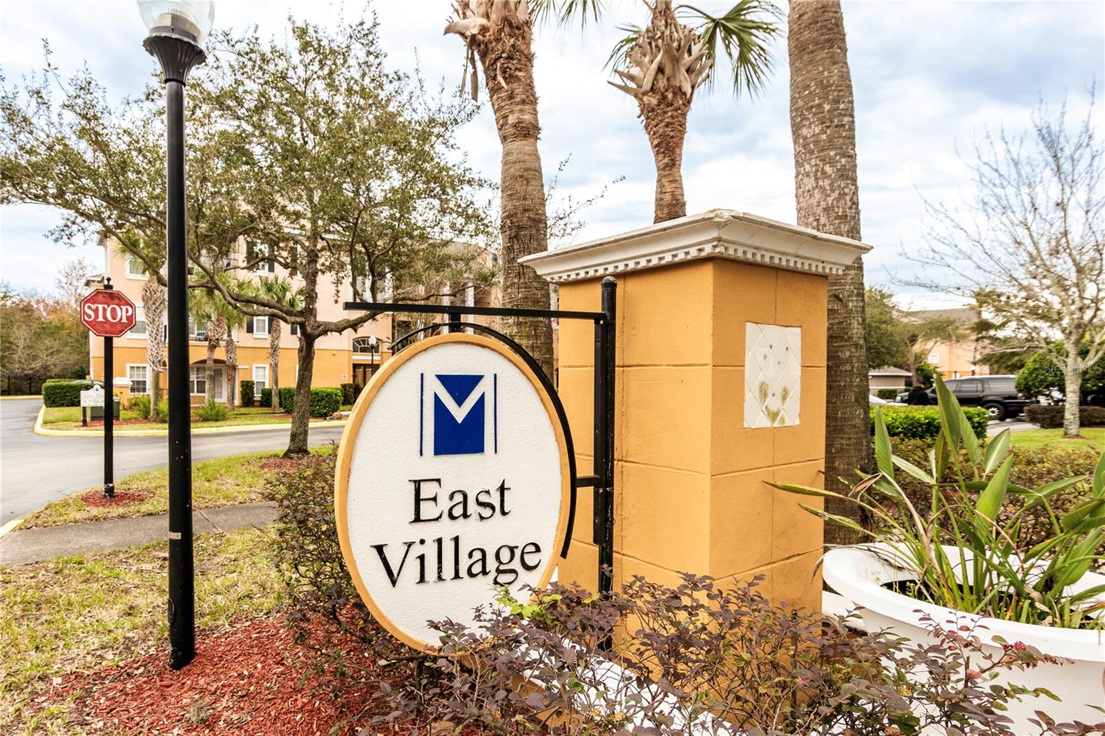 Image 3 of 34 For 3593 Conroy Road 422