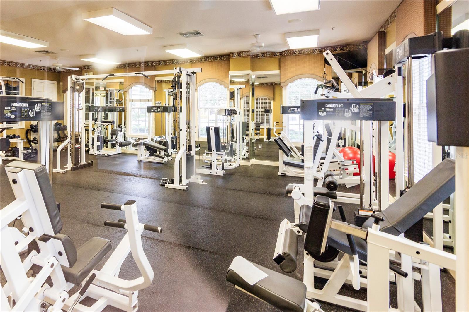 Image 30 of 34 For 3593 Conroy Road 422