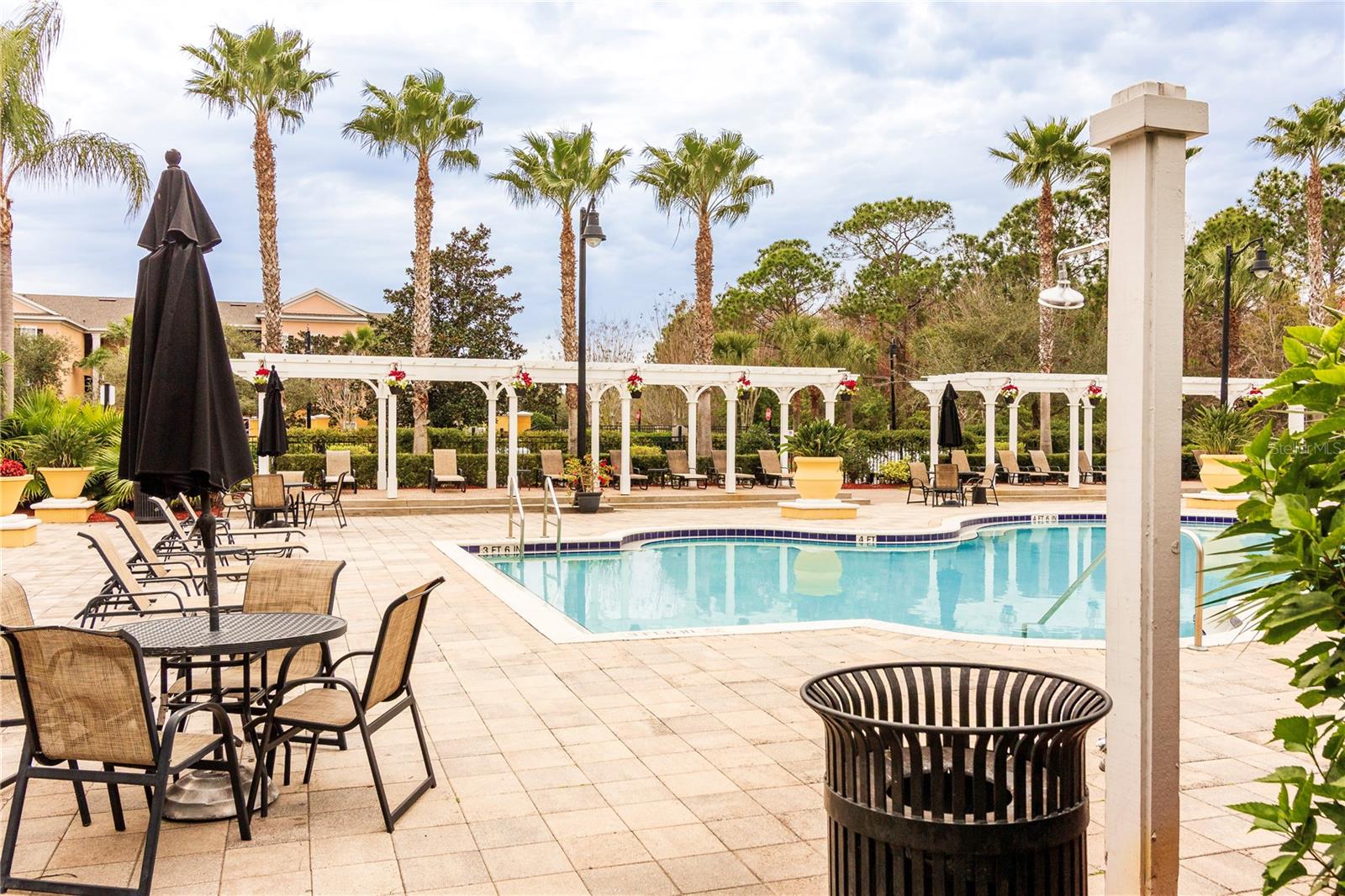 Image 31 of 34 For 3593 Conroy Road 422