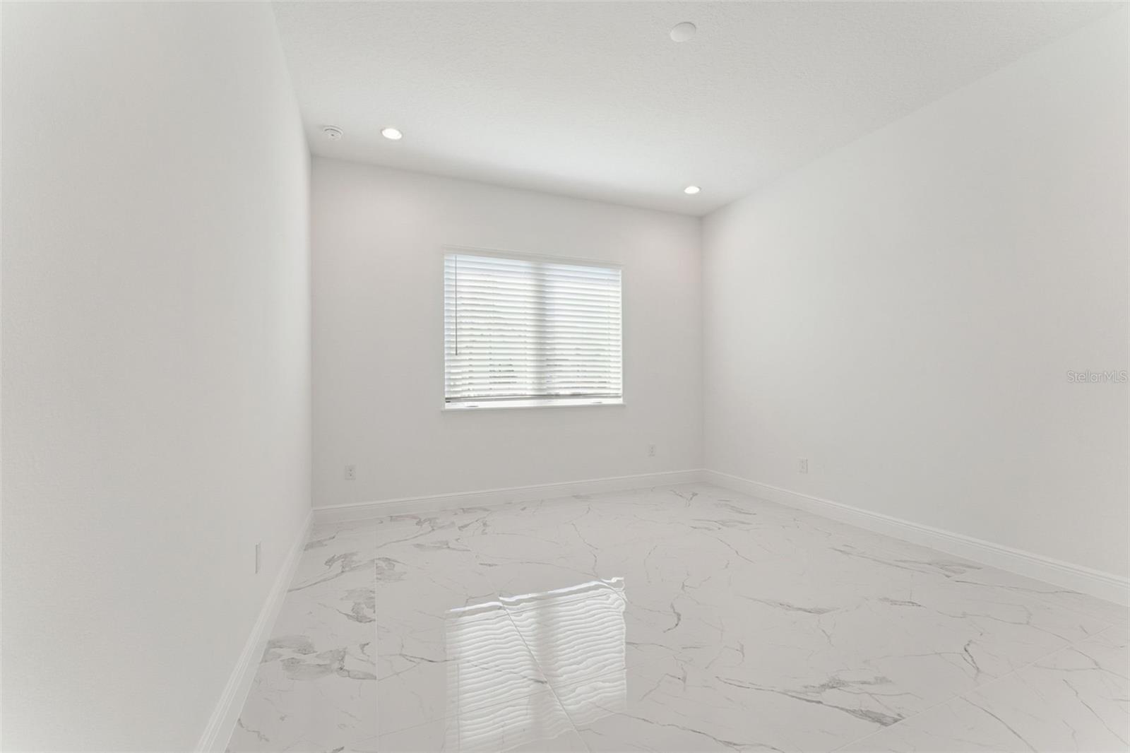 Image 31 of 55 For 9793 Laurel Berry Drive