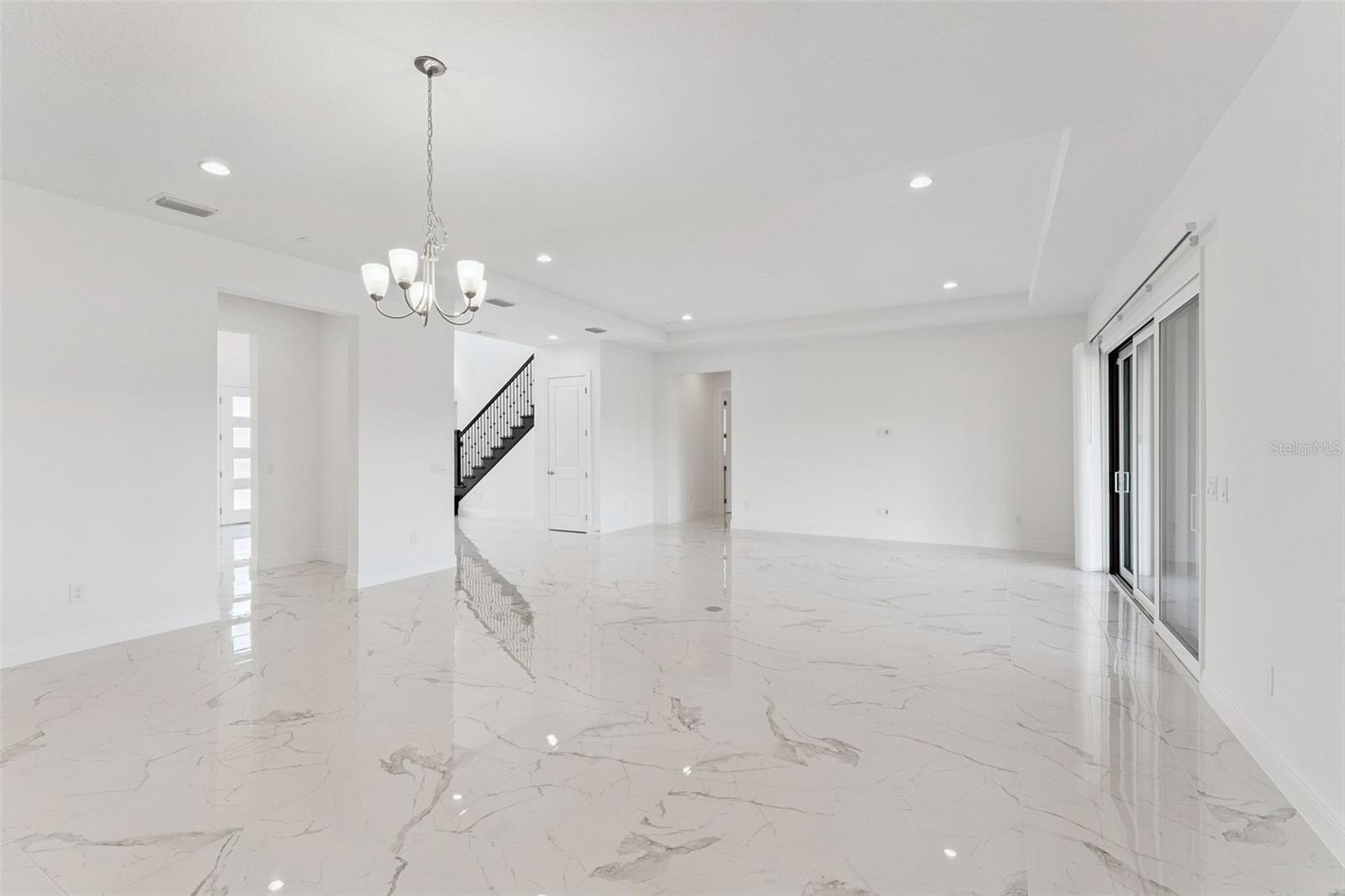 Image 9 of 55 For 9793 Laurel Berry Drive