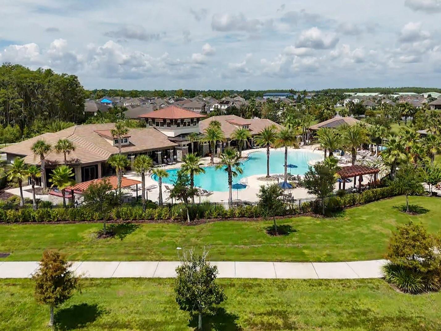 Image 5 of 22 For 2451 Varenna Loop