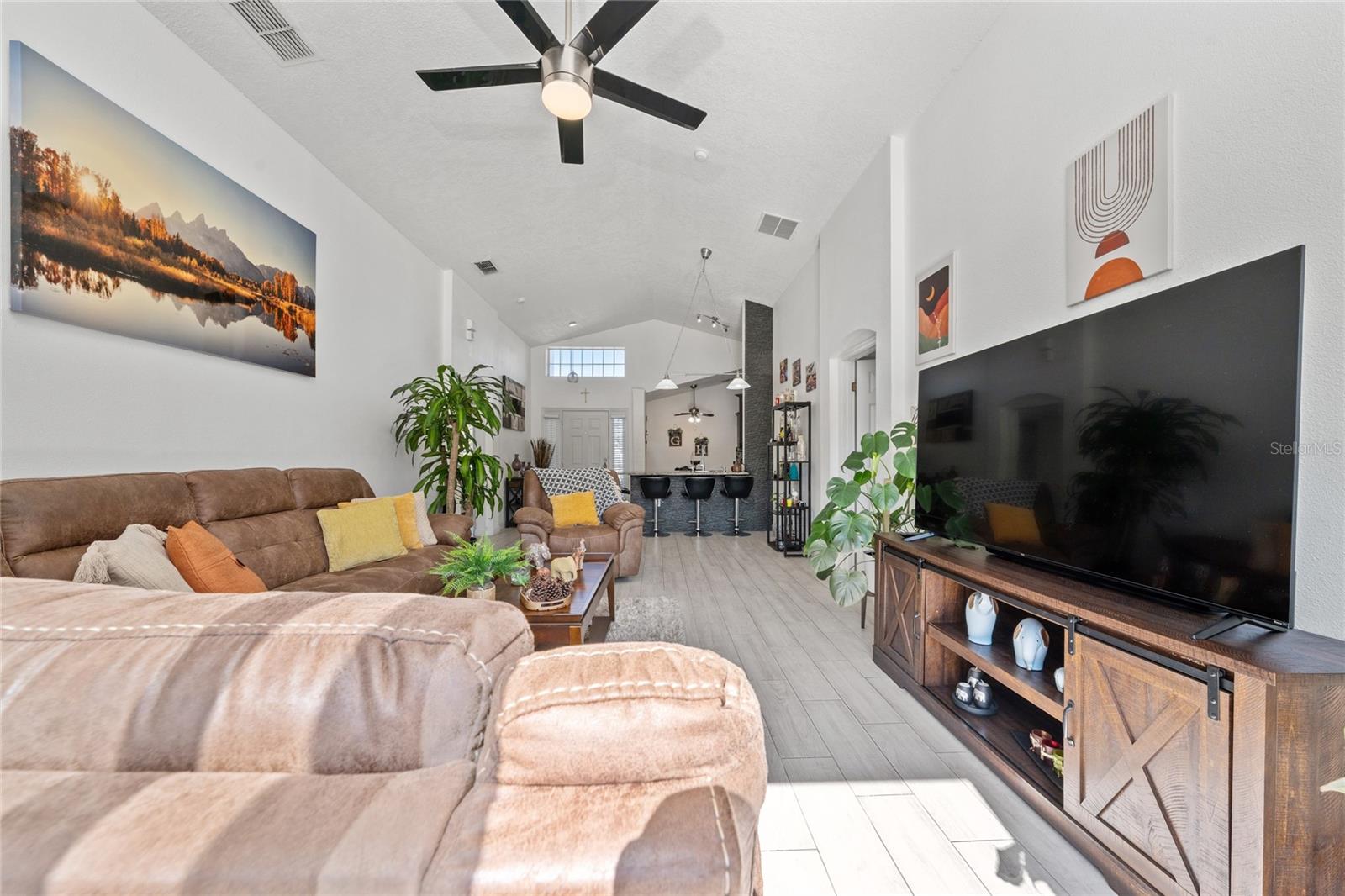 Image 10 of 37 For 2822 Moultrie Creek Drive