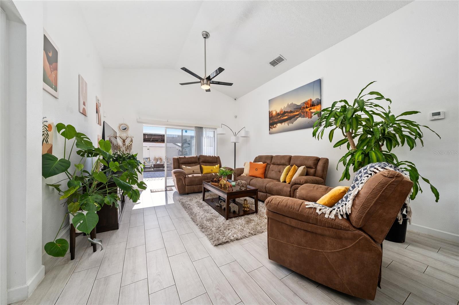 Image 9 of 37 For 2822 Moultrie Creek Drive